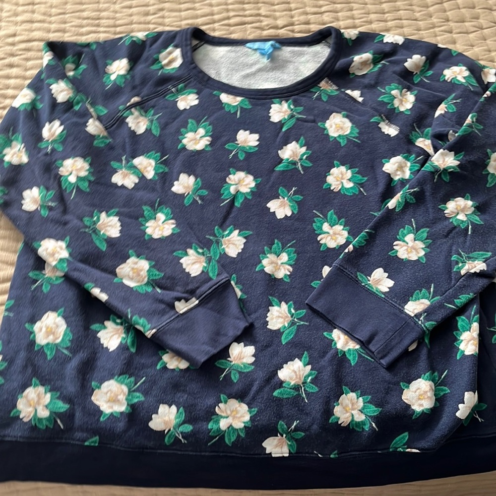 Draper James Magnolia Sweatshirt XXL